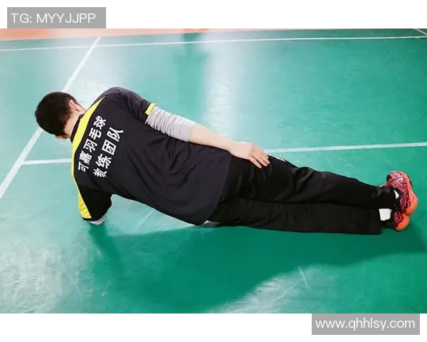 羽毛球的力量与坚持：深入重庆羽毛球队的耐力训练与精神探索