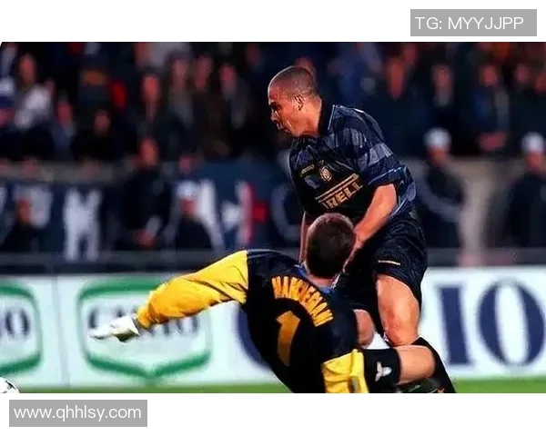 足球明星为何对飞行心存恐惧揭秘背后的心理因素与职业挑战